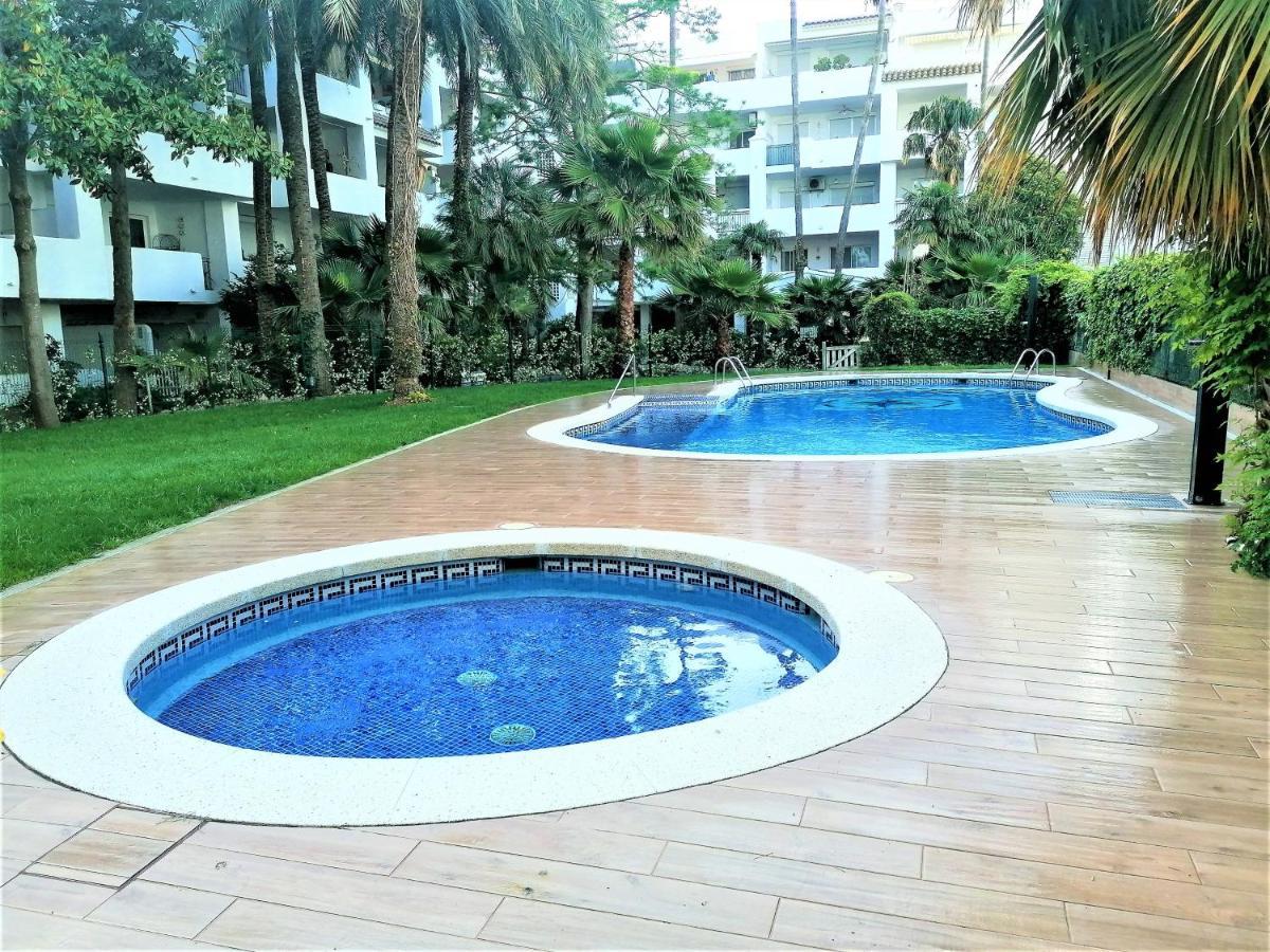 Global Immo 3330 Royal Marina I Tramuntana 4-10 Apartment Roses Exterior photo